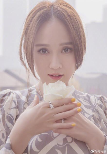 Mỹ nhân U40 Trần Kiều Ân khoe nhan sắc rạng ngời không góc chết-11