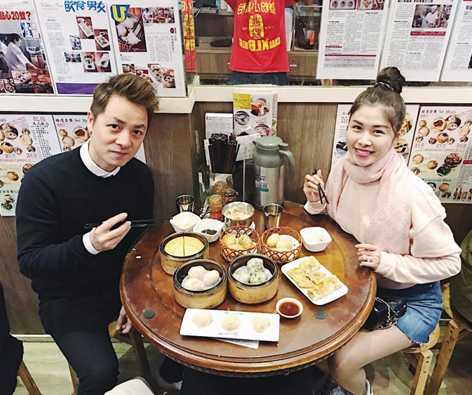 Vợ chồng Đăng Khôi choáng vì cảnh mua hàng hiệu như đi chợ ở Hong Kong-5