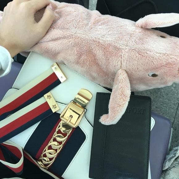 Midu và sự xuất hiện âm thầm của những chiếc túi xách hàng hiệu đắt đỏ-1