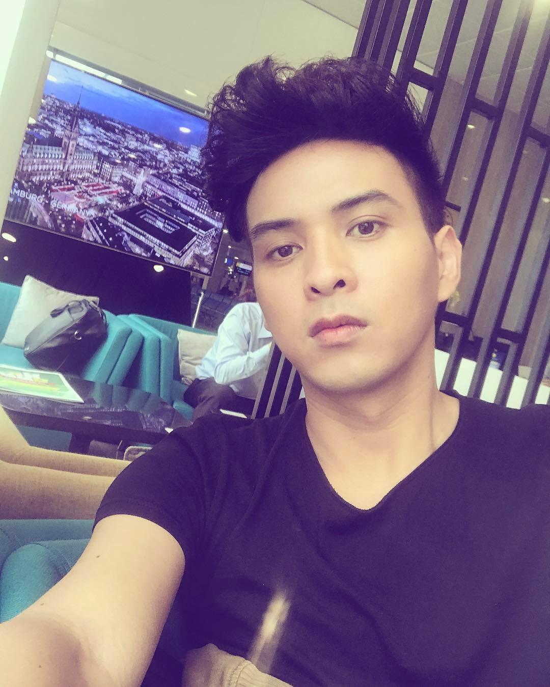 Tin sao Việt: Hồ Quang Hiếu cầu cứu mượn giày khi đi diễn tỉnh-1