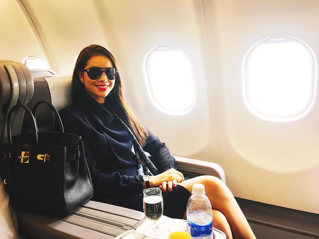 Tin sao Việt: Hồ Quang Hiếu cầu cứu mượn giày khi đi diễn tỉnh-8