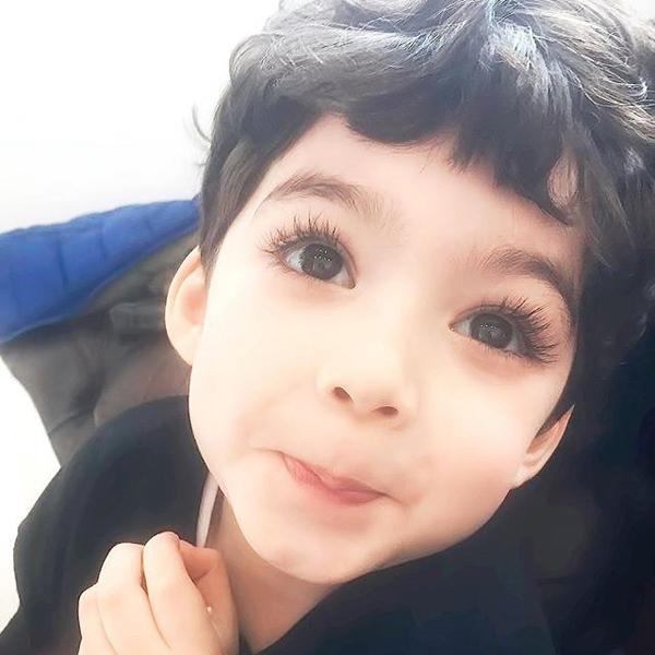 7 nhóc tỳ sở hữu đôi mắt đẹp tựa thiên thần nổi bật nhất năm 2017-10