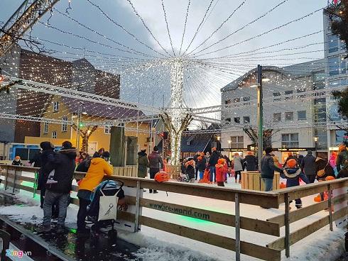 Đón Giáng sinh ở trung tâm Sài Gòn-10