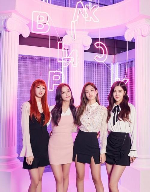 Tin được không: Fan TWICE có 1000 chỗ ngồi, BlackPink chỉ… 50 ghế tại SBS Gayo Daejun-1