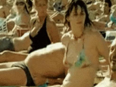 Tôi là ai, đang ở đâu... tôi đi ra đây-5