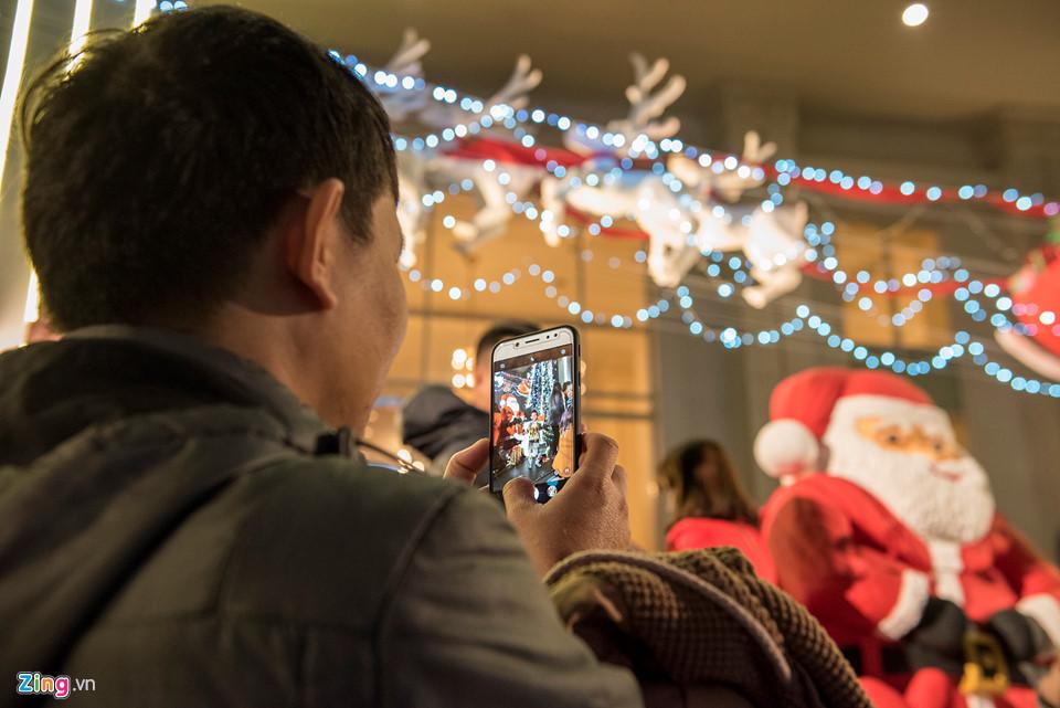 Những khoảnh khắc đón Noel ở cố đô Huế-9