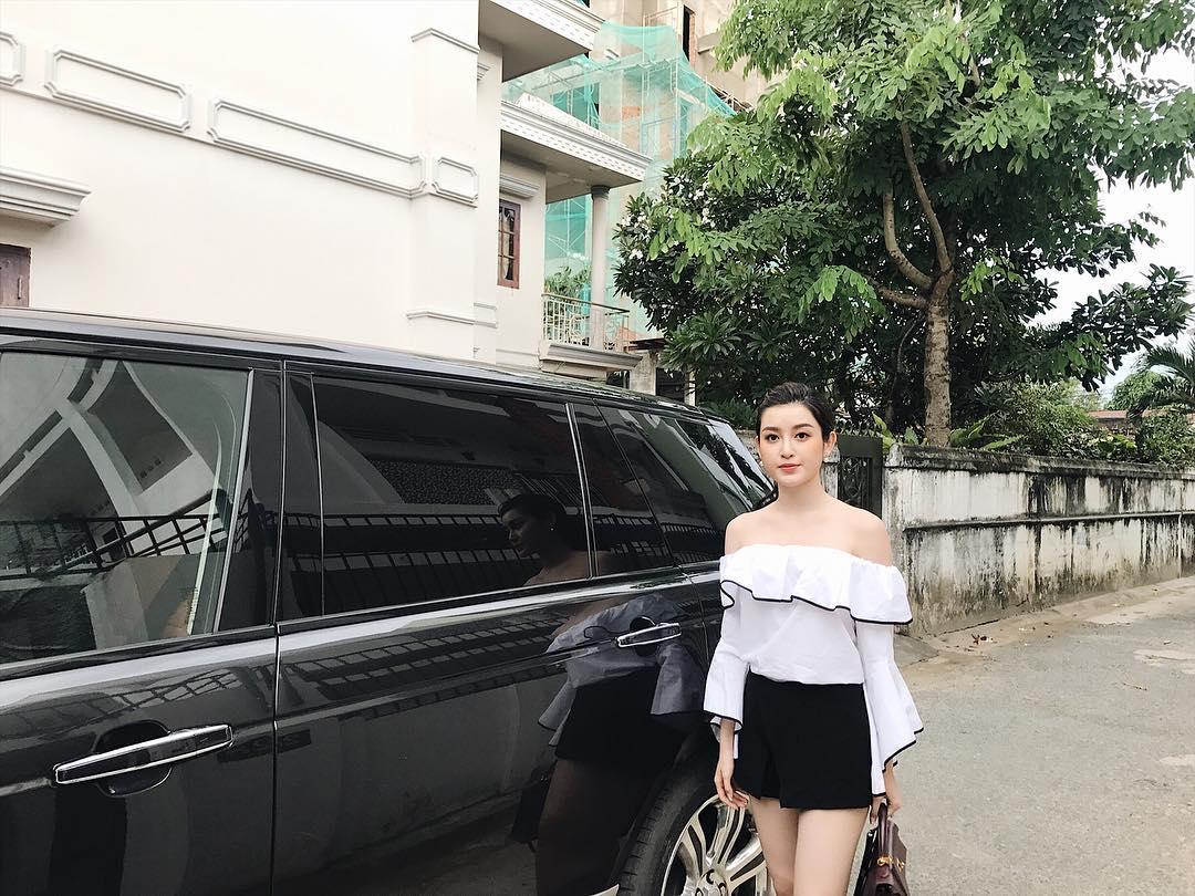 Tin sao Việt: Vợ chồng Tăng Thanh Hà đón Noel hạnh phúc bên nhau-5