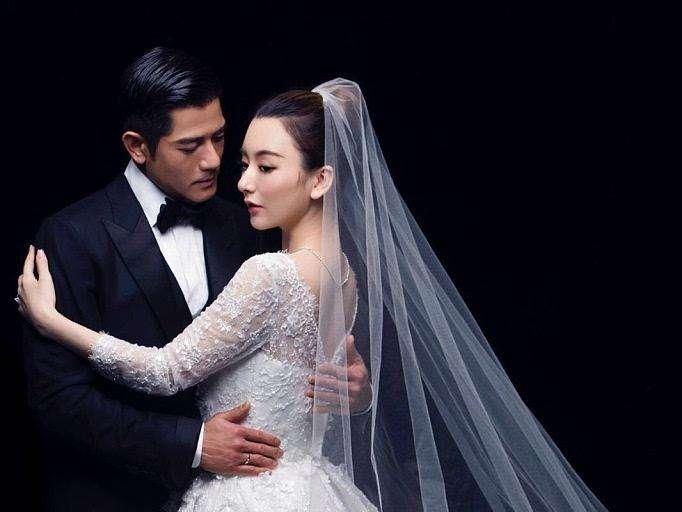 Điểm lại những hôn lễ từ ầm ĩ cho đến kín tiếng của sao Hoa ngữ năm 2017-3
