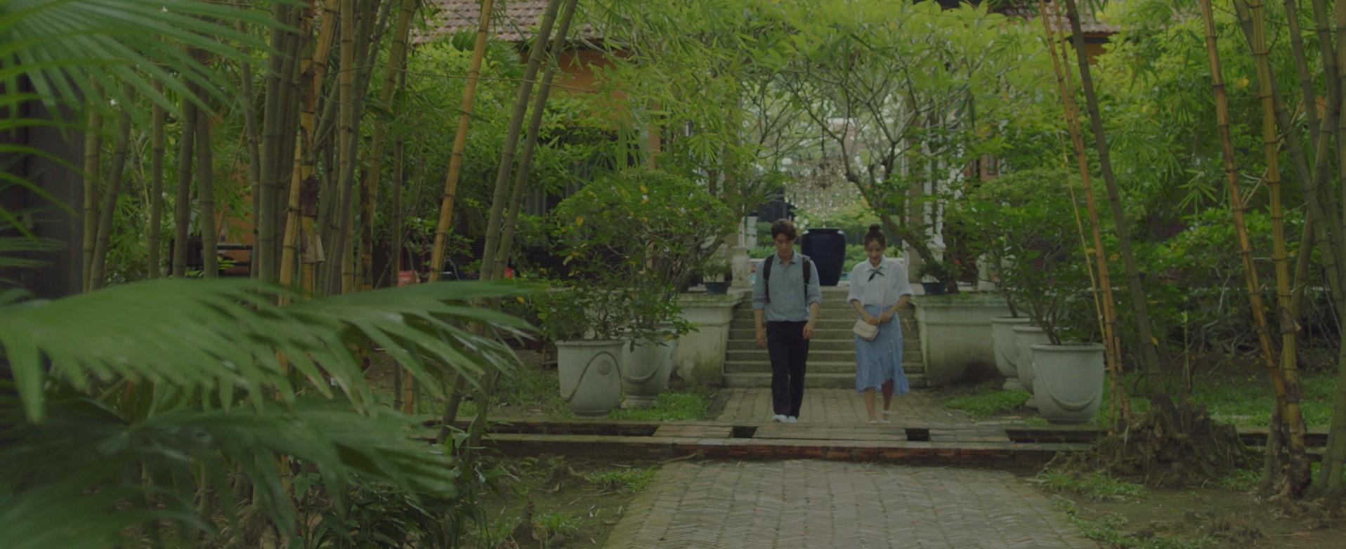 Chi Pu khoe nhan sắc trong trẻo không thua kém Nữ thần thế hệ mới Chae Yeon-6