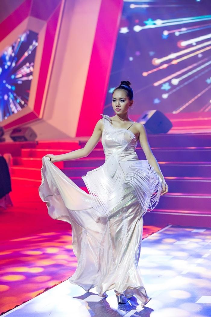 NTK Quỳnh Paris trình làng Dải ngân hà mãn nhãn-4