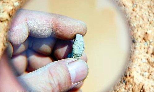 Xuyên không qua nhiều thế kỷ, những nhân vật kỳ bí này khiến giới khoa học hại não không sao lý giải nổi-3