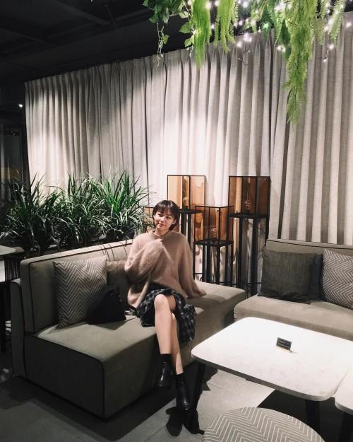 Angela Phương Trinh khoe dáng cực sexy, Hà Hồ kín đáo vẫn sang chảnh hết nấc-6