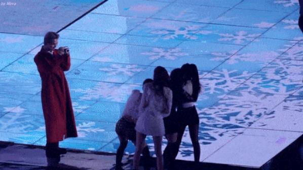 Hậu SBS Gayo Daejun 2017, Wanna One bỗng dưng xuất hiện thêm thành viên thứ 12?-3