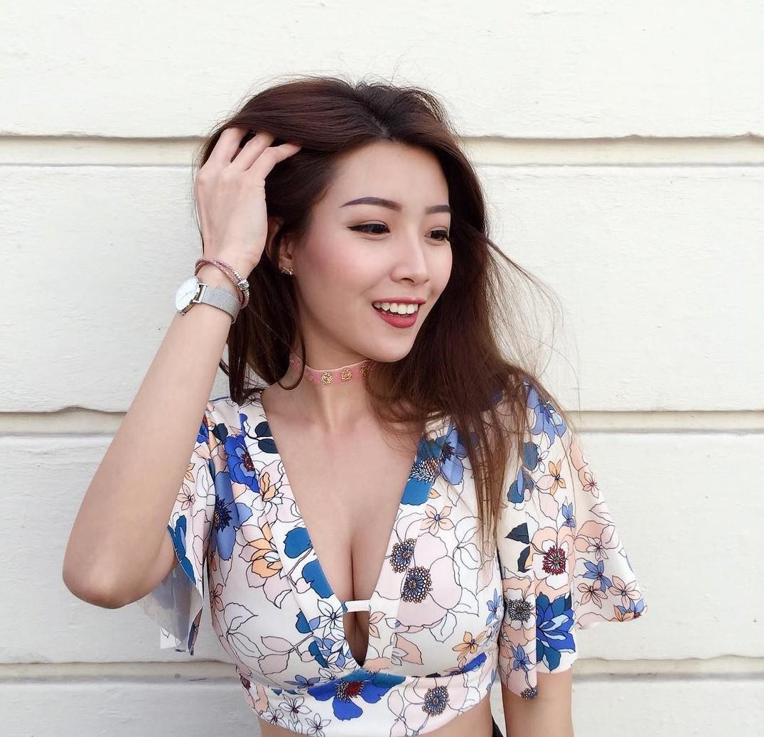 Danh tính nữ tiến sĩ xinh đẹp liên tục đăng ảnh gợi cảm khiến ‘hội anh em’ mất ăn mất ngủ-6