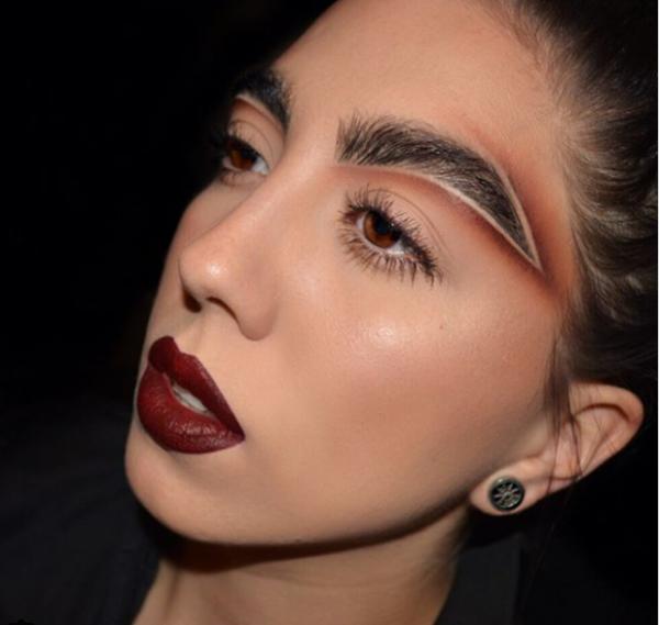 Quên lông mày ngang đi, đây mới là những kiểu lông mày làm chị em điên đảo suốt năm qua-4