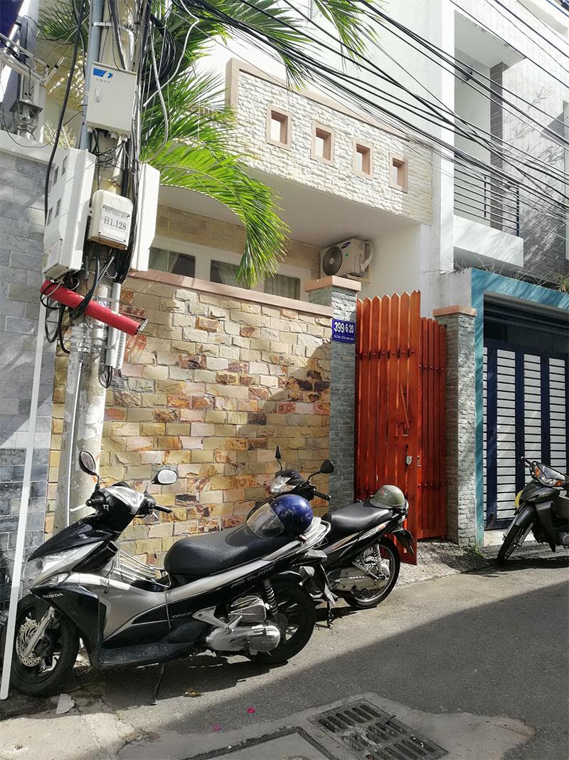 Lời khai của người chồng sát hại vợ rồi tắm rửa, tới công an đầu thú: Nghi ngờ vợ có người khác-1