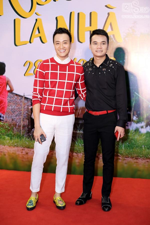 Thanh Hằng và Minh Hằng lộng lẫy đến chúc mừng phim mới của Lương Mạnh Hải-12