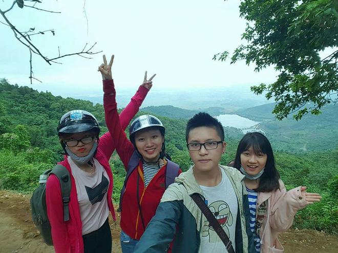 Sinh viên 21 tuổi làm thêm mua tặng ô tô 800 triệu, năn nỉ nửa năm bố mẹ mới nhận quà-3