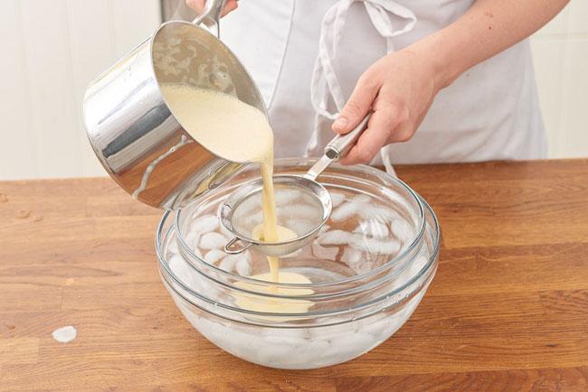 Công thức làm kem vani cơ bản-6