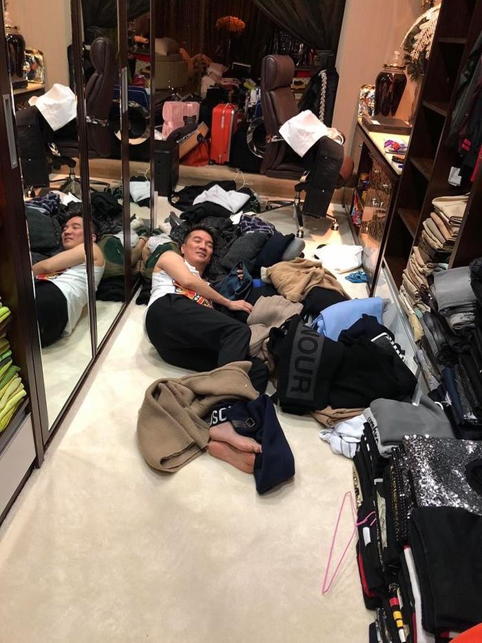 Ngộp thở trước căn biệt thự ngập tràn đồ hiệu của Đàm Vĩnh Hưng-2