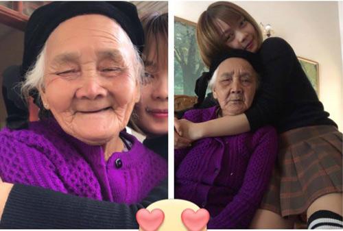 Cô cháu gái lém lỉnh dạy bà ngoại 90 tuổi nói tiếng Nhật đốn tim dân mạng-1