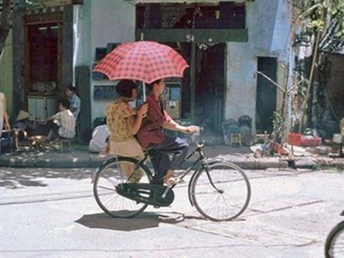 Hãy cứ yêu hết mình hôm nay, sao biết được ngày mai ta mất nhau lúc nào-3