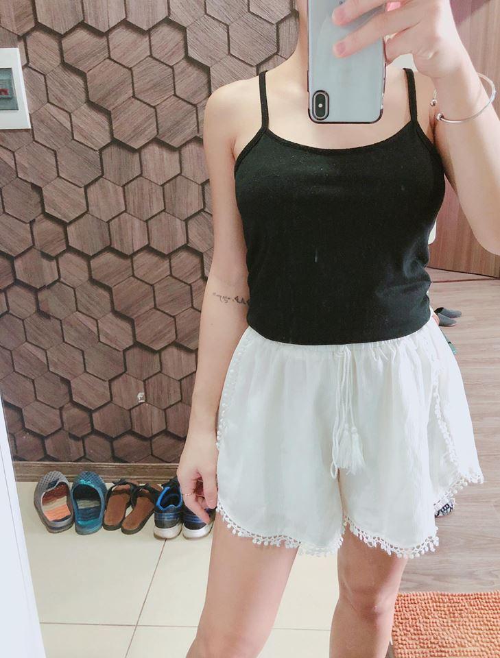 Hot girl - hot boy Việt: Midu khoe 1001 biểu cảm khi chụp ảnh tự sướng ở Đà Nẵng-9