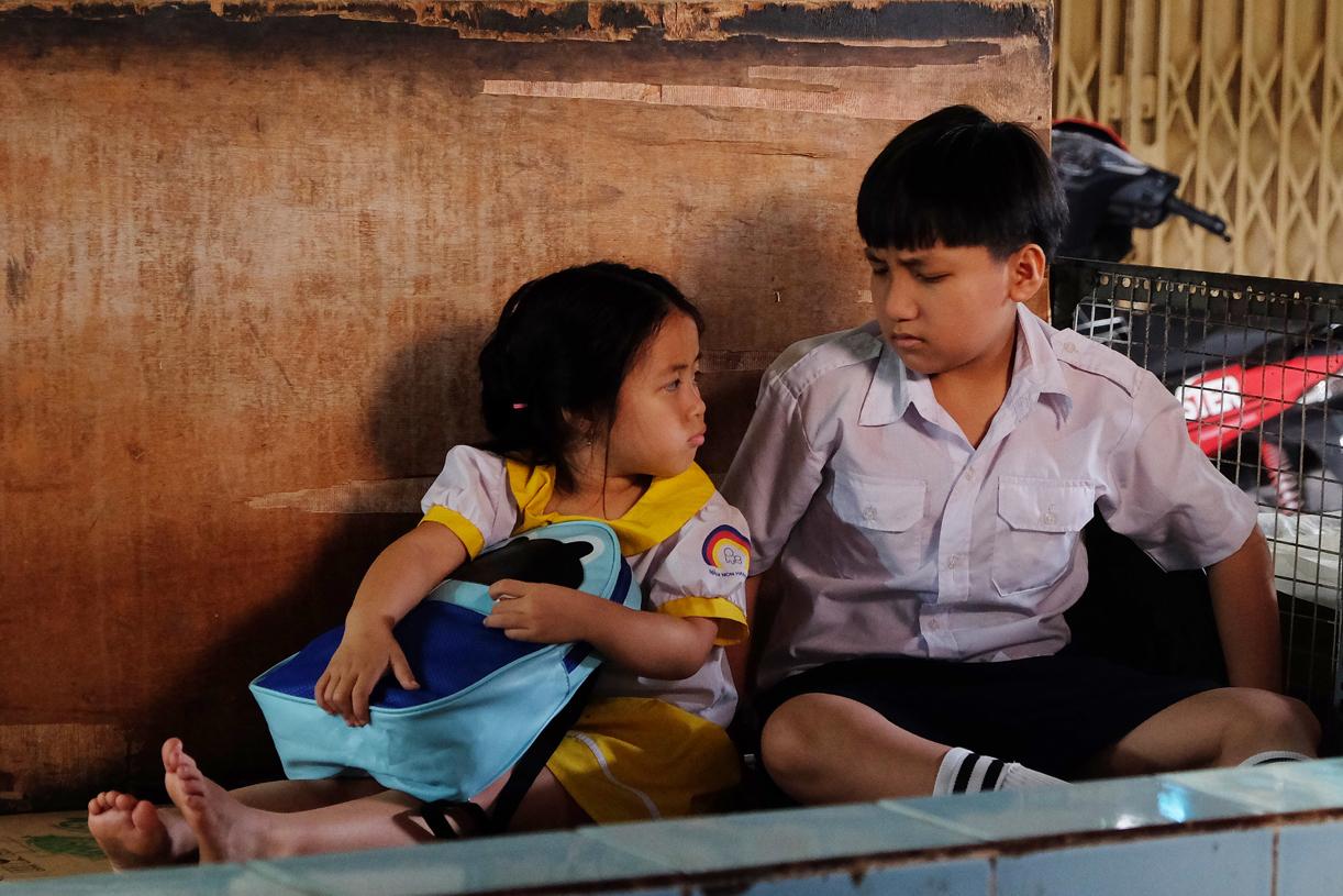 Làm quen với 2 diễn viên nhí tài năng trong phim Ở đây có nắng-4