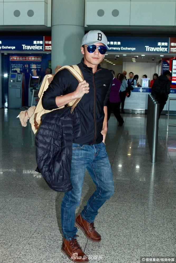 Tạ Đình Phong bị chỉ trích khi bỏ bê 2 con trai để đón giáng sinh bên người tình Vương Phi-3