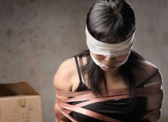 Hà Nội: Thiếu nữ 15 tuổi bị nhốt trong nhà hoang suốt 4 ngày đêm-1