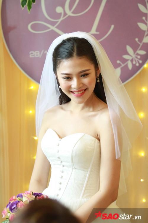 Chúng Huyền Thanh rạng rỡ bên soái ca Jay Quân trong đám cưới cổ tích-2