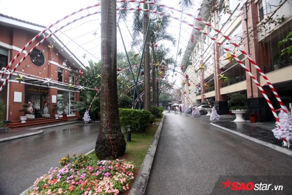 Chúng Huyền Thanh rạng rỡ bên soái ca Jay Quân trong đám cưới cổ tích-11