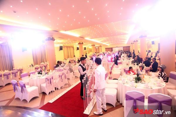 Chúng Huyền Thanh rạng rỡ bên soái ca Jay Quân trong đám cưới cổ tích-13