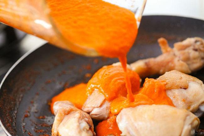 2 cách làm gà sốt bơ thơm ngon lạ miệng-2