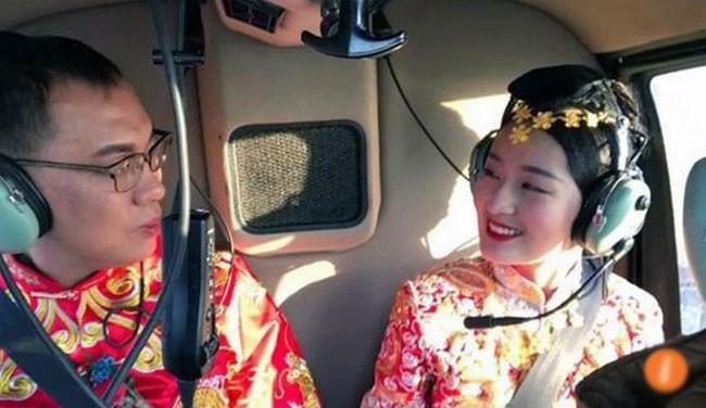 Chú rể Trung Quốc chơi trội thuê trực thăng đón dâu-1