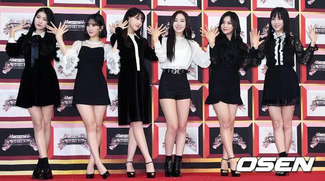 Thảm đỏ KBS Gayo Daejun: HyunA sexy nổi bật, loạt mỹ nam tạo dáng khó đỡ-12