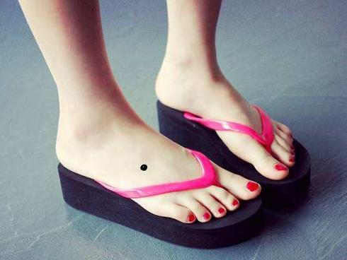 Nhìn tướng phụ nữ trán vuông, đoán vận mệnh tương lai của họ-4