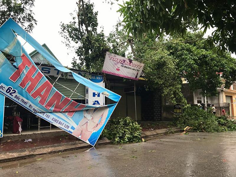 Nhìn lại 16 cơn bão đổ bộ Biển Đông chỉ trong vòng nửa năm 2017 - Điều chưa từng có trong lịch sử-6