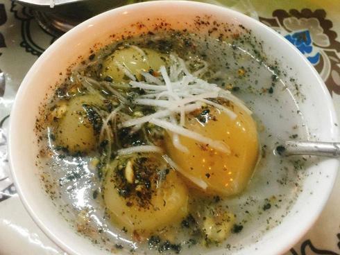 Ngày đông với chè sắn nóng phố cổ 25 năm Hà Nội