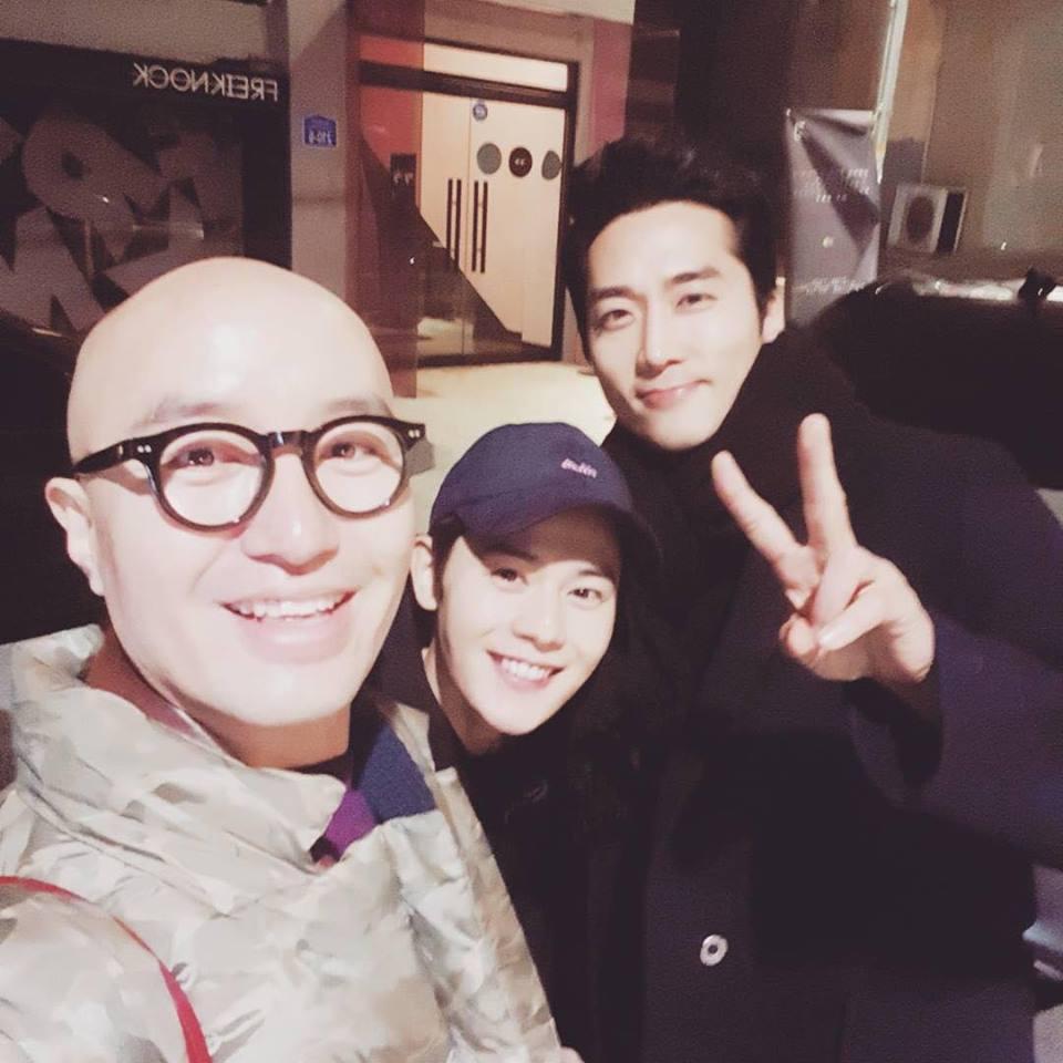 Sao Hàn 30/12: Mỹ nam Goblin vượt mặt Song Joong Ki trở thành ông hoàng quảng cáo 2017-4