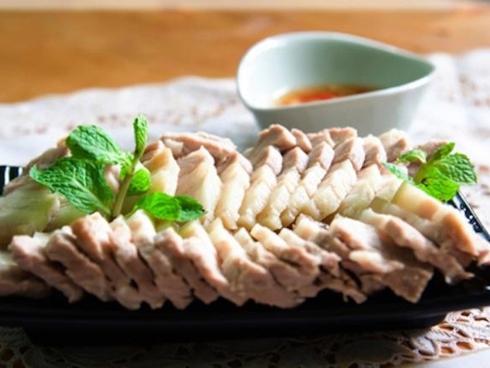 Dù thèm đến mấy, những người này cũng đừng ăn quá nhiều thịt lợn