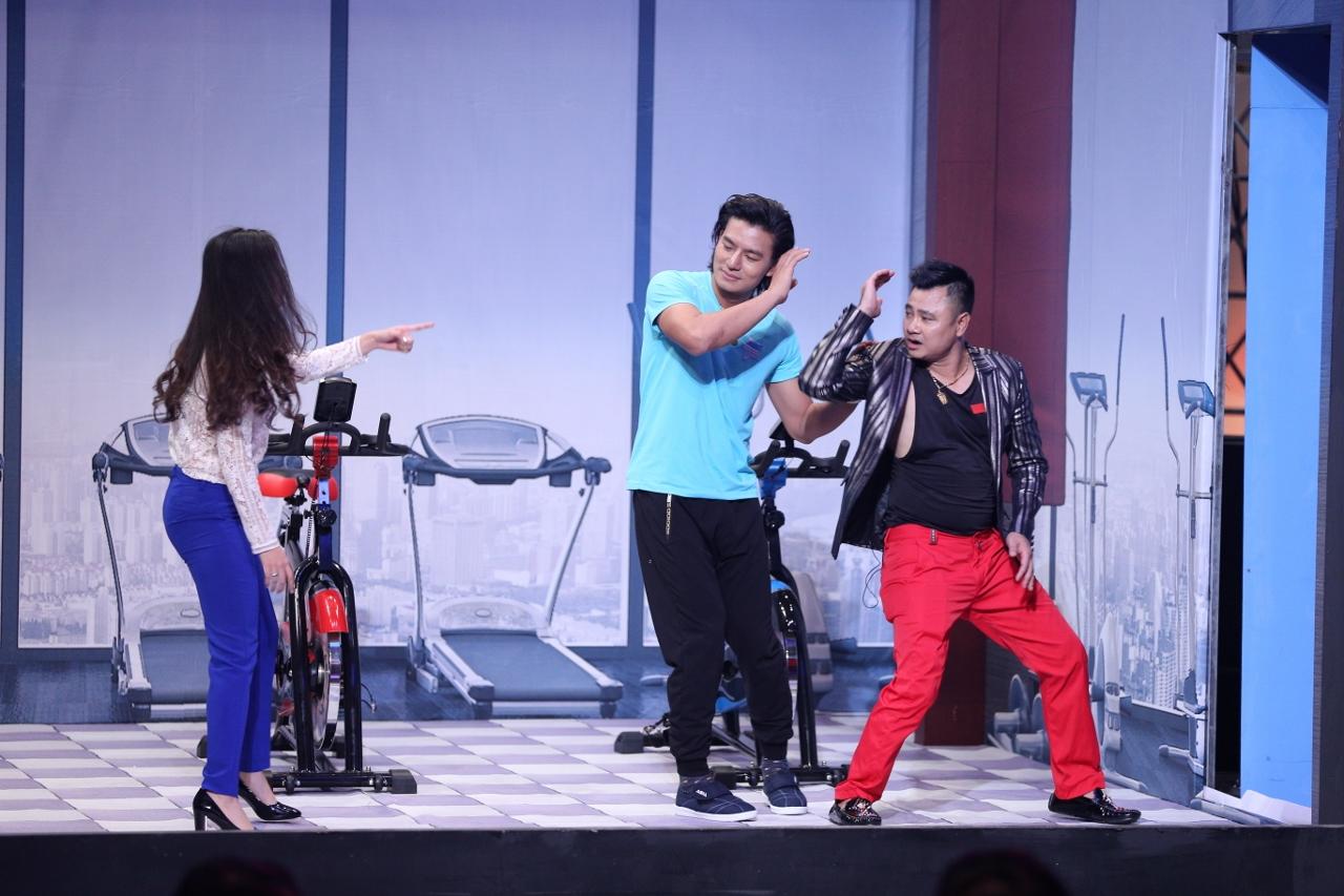 Tự Long tố cáo Hiếu Nguyễn Yêu hai mang, chay mặn đều dùng được tại Ơn giời-4