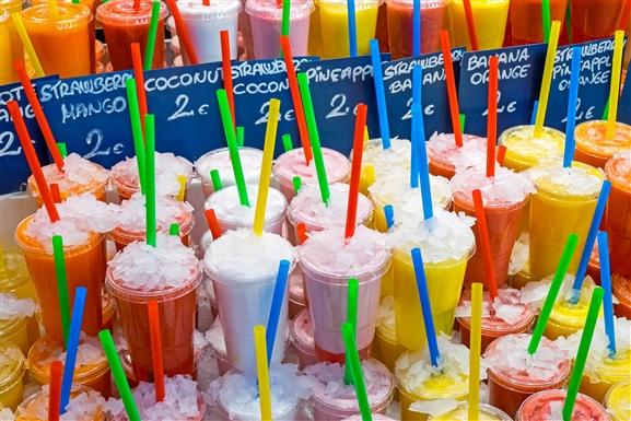 Nữ du khách Việt và hành trình khám phá thành phố đẹp như mơ ở xứ sở bò tót-13