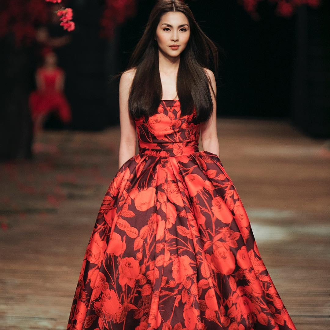 Tin sao Việt: Hồ Ngọc Hà và Kim Lý mặn nồng ngày nghỉ lễ-4