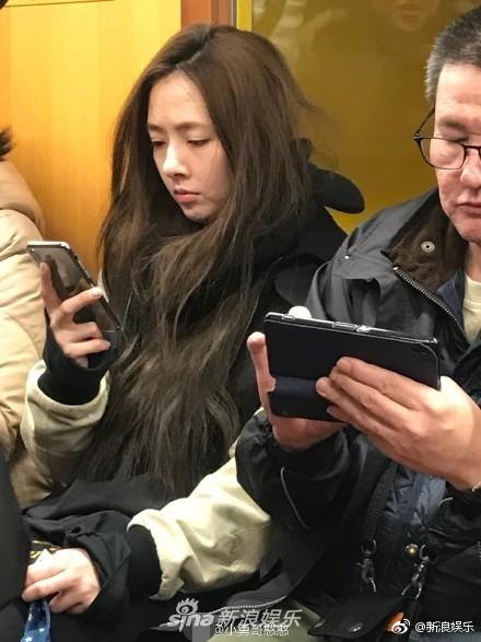 Nhan sắc mỹ nhân Tiểu Thời Đại do người qua đường chụp trộm: Mặt mộc vẫn đẹp đỉnh cao-2