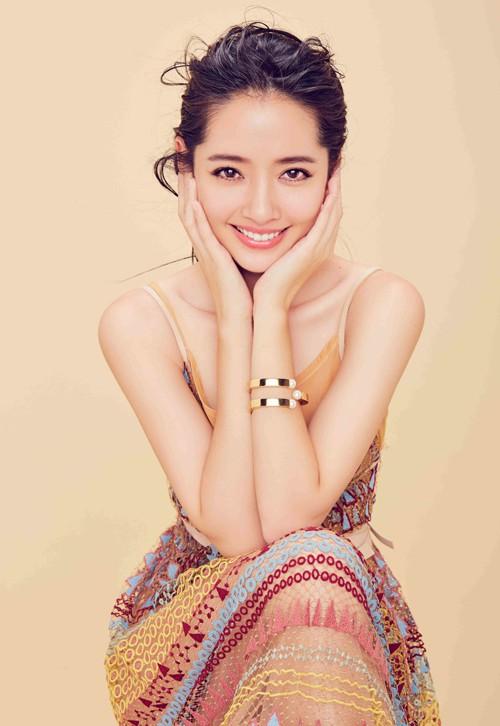 Nhan sắc mỹ nhân Tiểu Thời Đại do người qua đường chụp trộm: Mặt mộc vẫn đẹp đỉnh cao-4