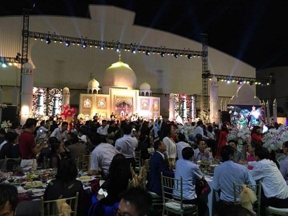 5 đám cưới gây ồn ào trên mạng xã hội-7