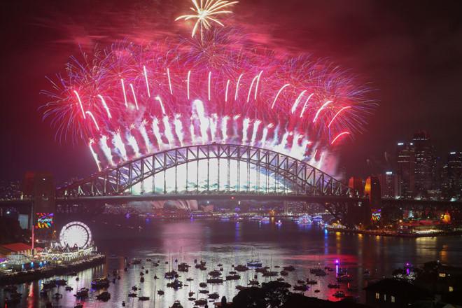 Chào 2018, cả triệu người xem pháo hoa rực sáng cầu cảng Sydney-4
