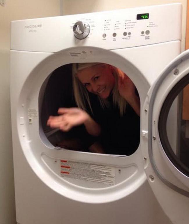 14 cô nàng phá đảo thế giới ảo trong năm 2017-11