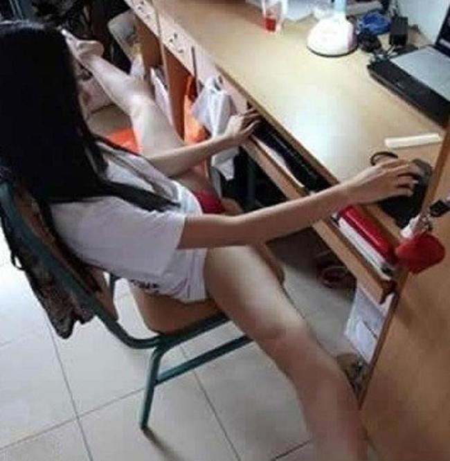 14 cô nàng phá đảo thế giới ảo trong năm 2017-14